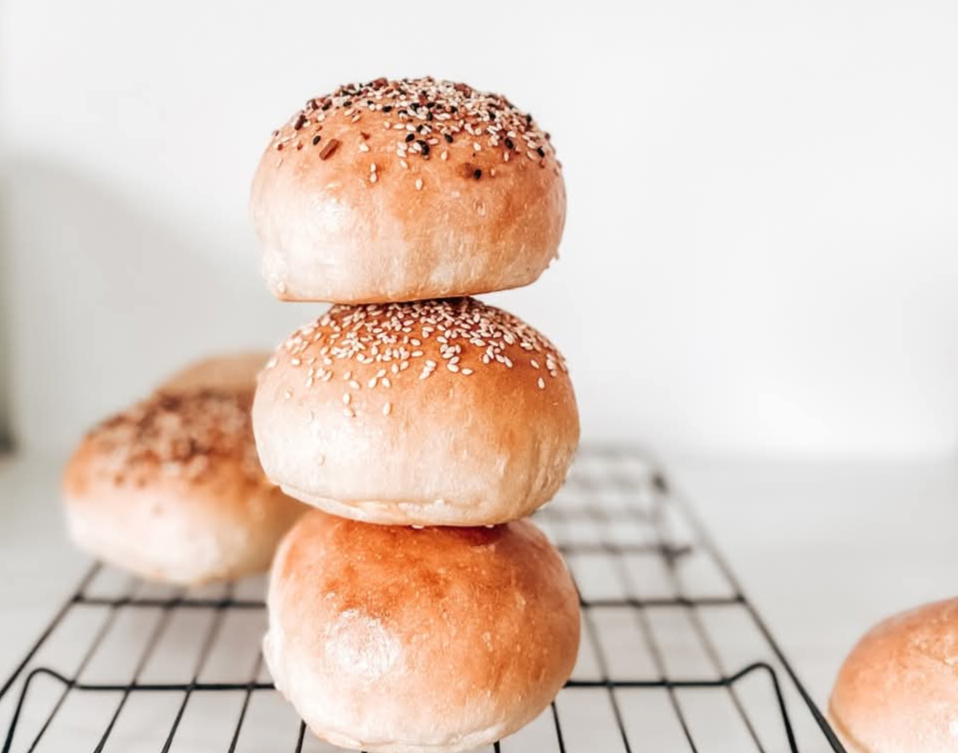 Classic Sourdough Burger Buns (6)