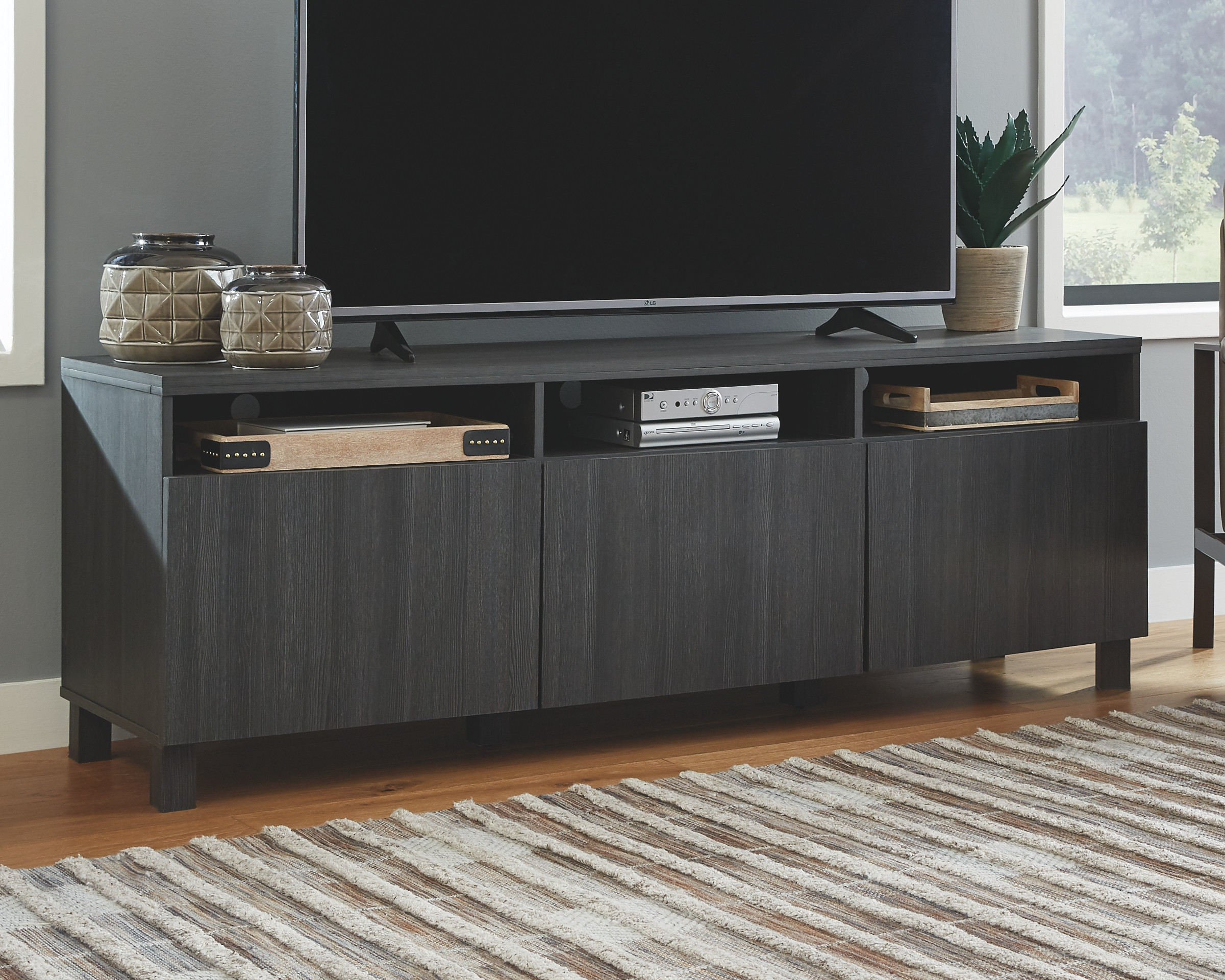 Yarlow Black Extra Large Tv Stand ROC City Furniture