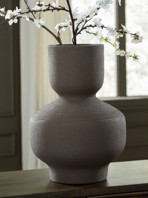 Dalsen - Brown - Vase - 13.11"