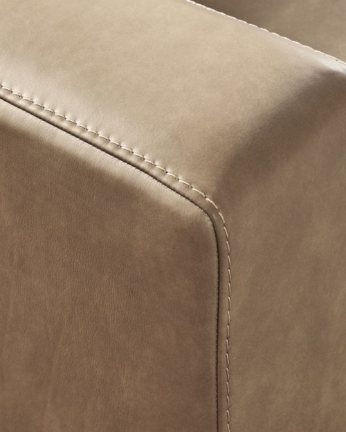 Veronella - 3-Piece Sectional With LAF Corner Chaise - Sahara