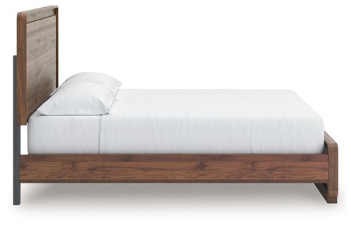 Fortlorn - California King Panel Bed - Walnut Brown