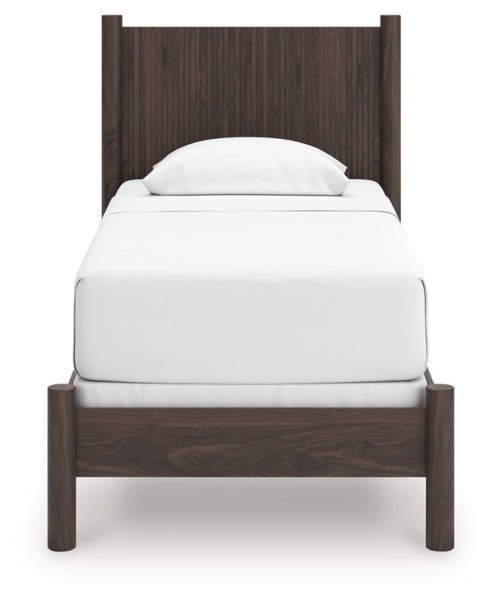 Pamytta - Brown - King Panel Bed