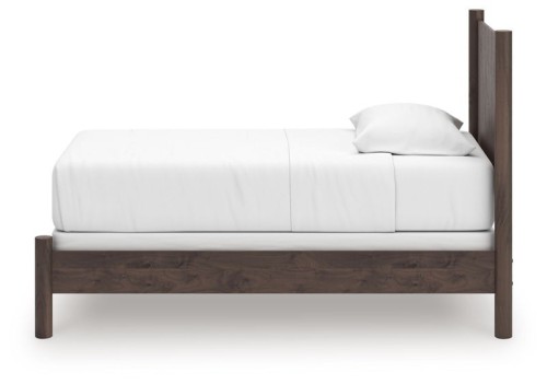 Pamytta - Brown - King Panel Bed
