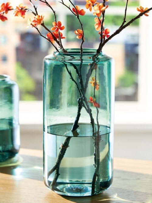 Inisland - Teal - 8" Vase