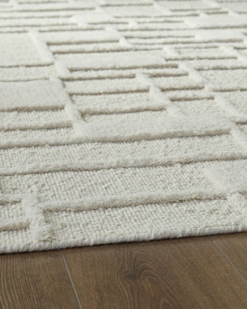 Empriss - Ivory - Medium Rug