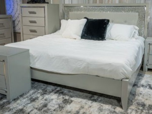 Zyniden - Silver - Full Upholstered Panel Headboard
