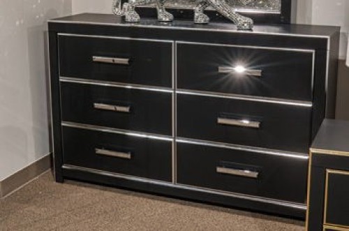 Zuraleus - Black - Six Drawer Dresser