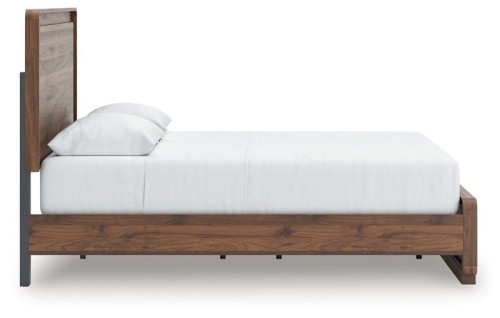 Fortlorn - California King Panel Bed - Walnut Brown