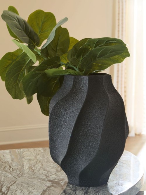 Judworth - Black - Vase - 17'