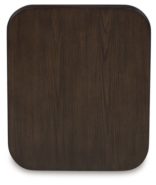 Carlibrie - Warm Brown - Lift Top Cocktail Table