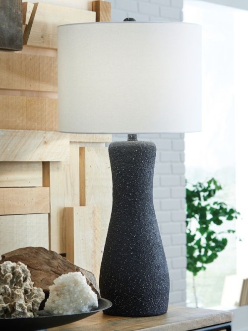 Maykins - Black - Metal Table Lamp