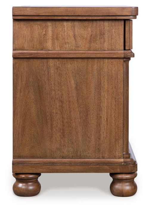 Rowlenstown - Antique White - Three Drawer Night Stand
