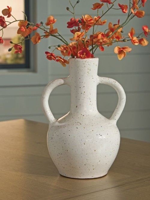 Dallinworth - White / Black - Vase - 15.75"