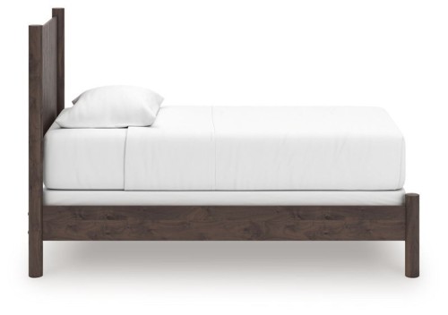 Pamytta - Brown - King Panel Bed