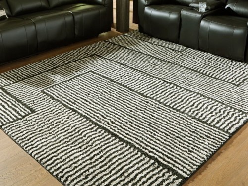 Kurtmen - Black / Ivory - Large Rug