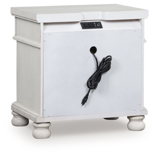 Rowlenstown - Antique White - Three Drawer Night Stand