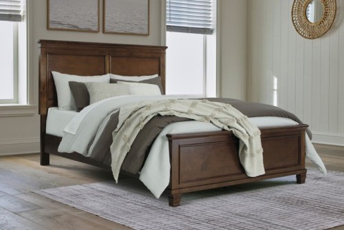 Danabrin - Brown - California King Panel Bed