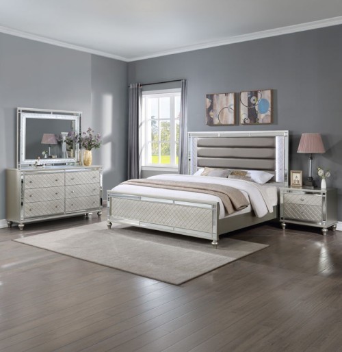 Cristian - King 4 Piece Bedroom Set - Champagne