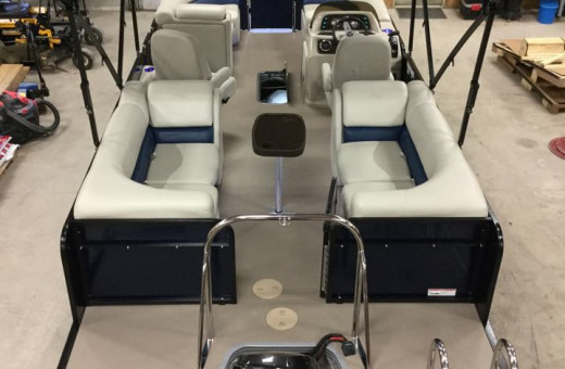 Aurora 2019 23 LE RF VP Triple Toon