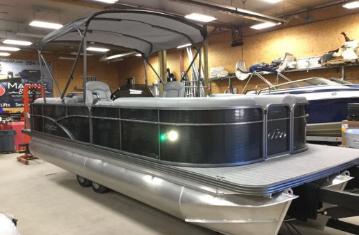 Aurora 2019 23 LE RF VP Triple Toon