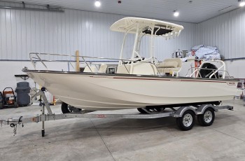 2026 210 MONTAUK W/ 2026 MERCURY 200 XL V-6 4-STROKE