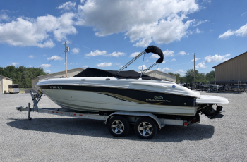 2006 CHAPARRAL 220 SSI OPEN BOW W/ MERCURY 5.0 I/O W/ VENTURE TANDEM AXLE TRAILER