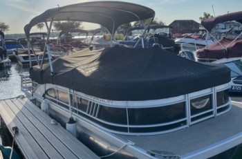 2024 22' BENNINGTON LSRC W/ YAMAHA F 150 O/B