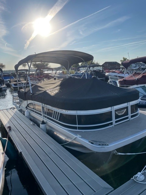 2024 22' BENNINGTON LSRC W/ YAMAHA F 150 O/B