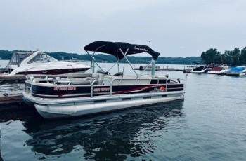 2012 SUNTRAKCER 24 DLX PONTOON BOAT W/MERCURY 115 O/B W/ TRAILMASTER  TANDEM AXLE TRAILER
