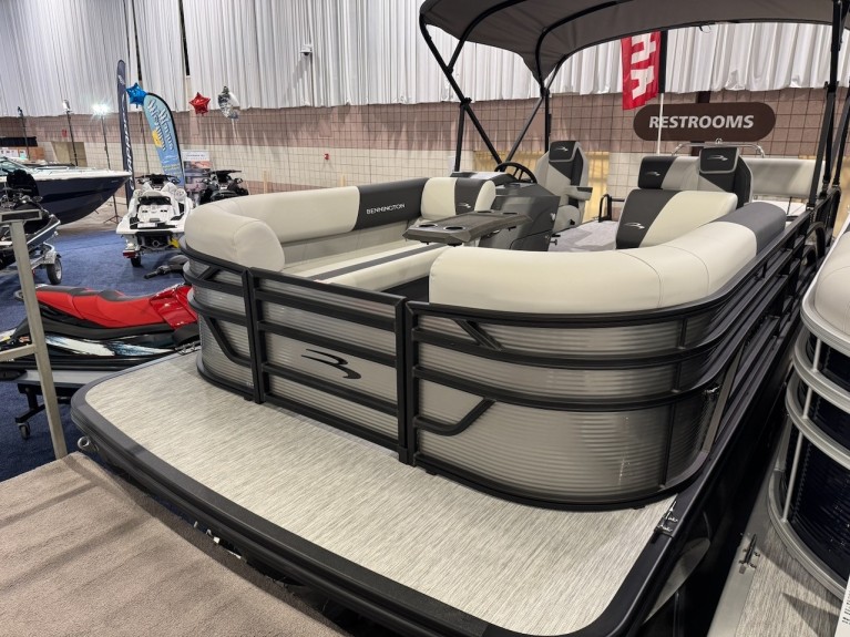 2026 BENNINGTON 22SSB W/ 150HP YAMAHA O/B