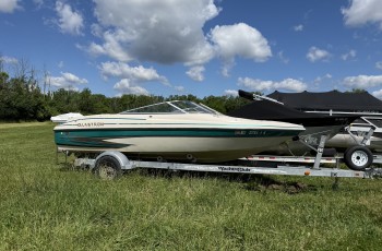 TEAL GLASTRON W/ VOLVO ENGINE