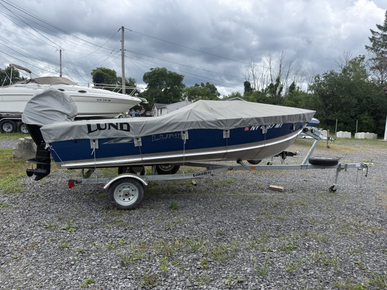 2022 LUND 1400 FURY W/ MERC 25