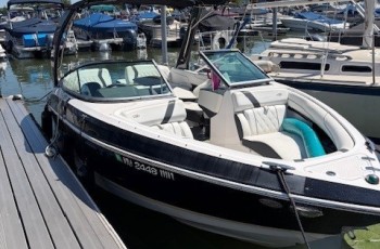2018 REGAL 2300 BR W/ VOLVO 350 I/O