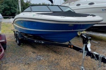 2015 SEA RAY 210 SLX W/ 5.0 I/O W/ DOUBLE AXLE TRAILER