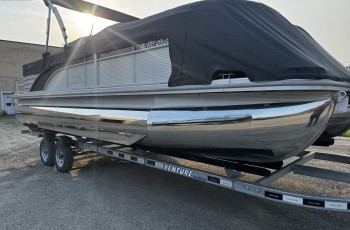 2016 BENNINGTON 275 GCW W/ YAMAHA F200 FOUR-STROKE O/B & VENTURE TANDEM TRAILER