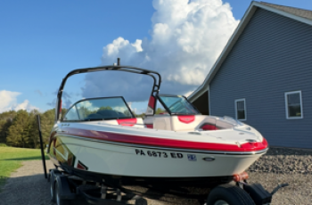 2017 CHAPARRAL 223 VORTEX VRX W/ TANDEM AXLE TRAILER