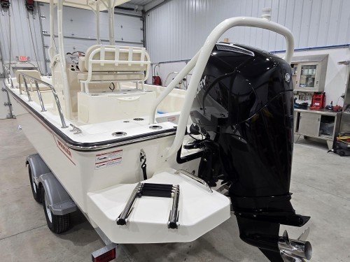 2026 210 MONTAUK W/ 2026 MERCURY 200 XL V-6 4-STROKE