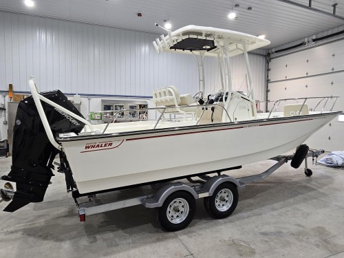 2026 210 MONTAUK W/ 2026 MERCURY 200 XL V-6 4-STROKE