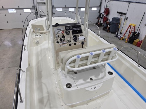 2026 210 MONTAUK W/ 2026 MERCURY 200 XL V-6 4-STROKE