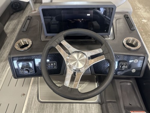 2026 BENNINGTON 22MSB W/ 200HP MERCURY O/B
