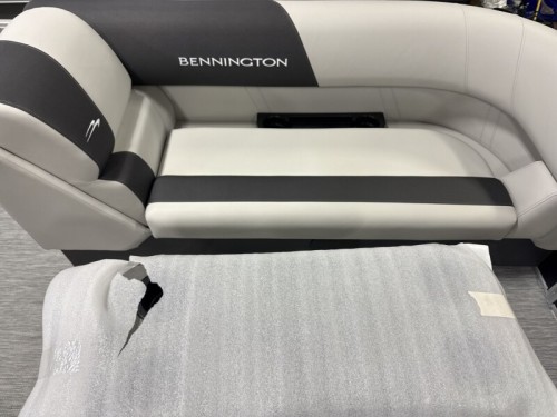 2026 BENNINGTON 22SSR W/ 150HP YAMAHA O/B