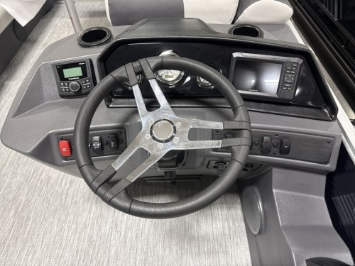 2026 BENNINGTON 22SSR W/ 150HP YAMAHA O/B