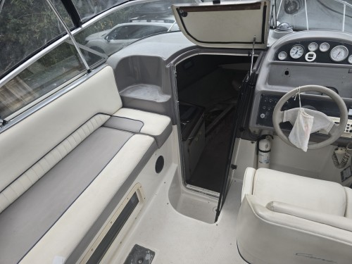 1994 BAYLINER CIERA 26 CUDDY W/ 5.0 MERCRUISER I/O W/ TANDEM AXLE TRAILER