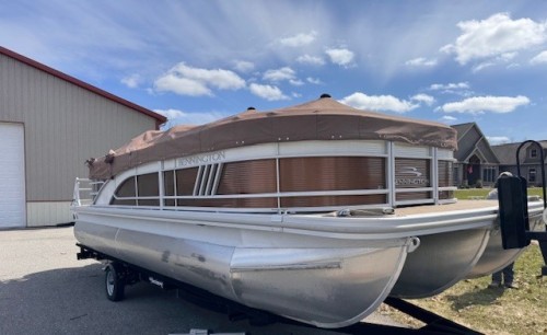 2022 BENNINGTON 22 LSR PONTOON W/ 150 HP YAMAHA O/B W/ DOUBLE AXLE BUNK TRAILER