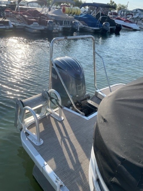2024 BENNINGTON 22LSR W/ 150 HP YAMAHA 4-STROKE O/B