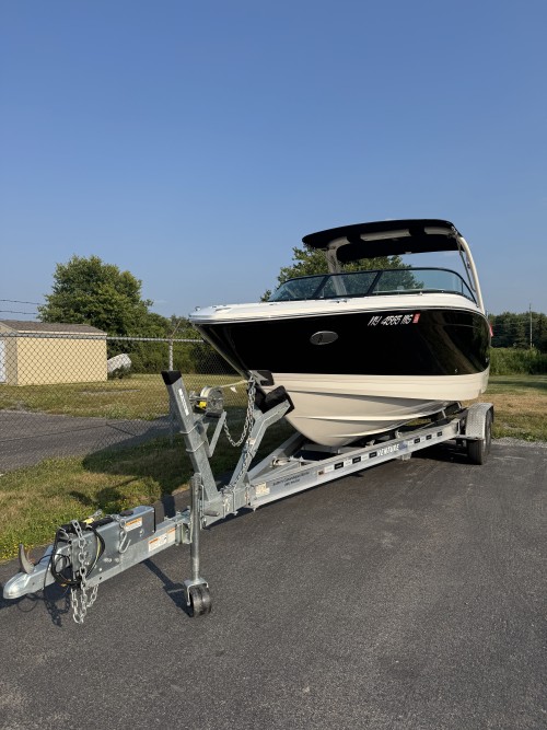 2022 REGAL LS6 OPEN BOW W/ VOLOV V8 350 EVC2 DP CAT I/O & VENTURE TANDEM TRAILER