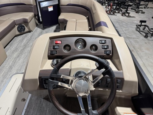 2026 BENNINGTON 22SXSB W/ 200HP MERCURY O/B