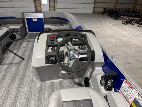 2026 BENNINGTON 22SXSB W/ 200HP MERCURY O/B
