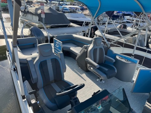 2025 BENNINGTON 22MFB W/ 150HP YAMAHA O/B