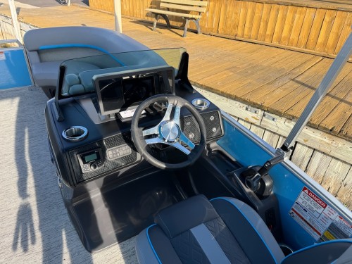 2025 BENNINGTON 22MFB W/ 150HP YAMAHA O/B